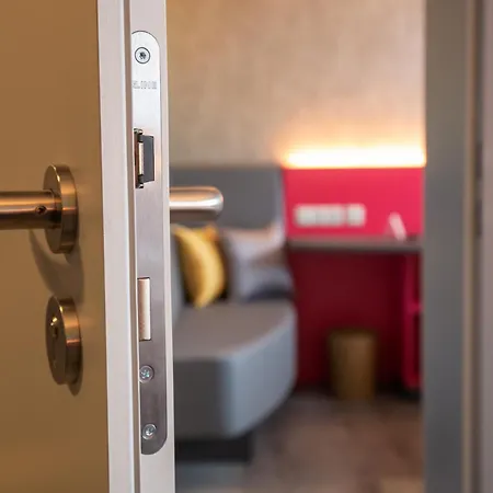 Hey Lou Hotel